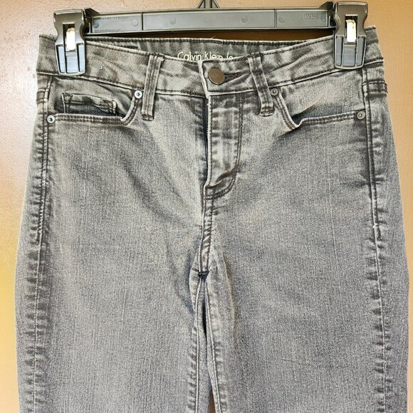 Calvin Klein Womens Ultimate Skinny Jeans 2x30 - Picture 2 of 5